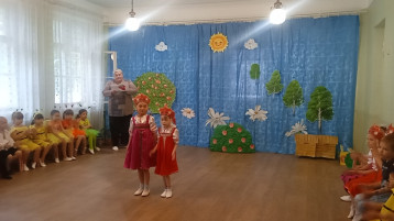 По малину в сад пойдём По малину в сад пойдём.